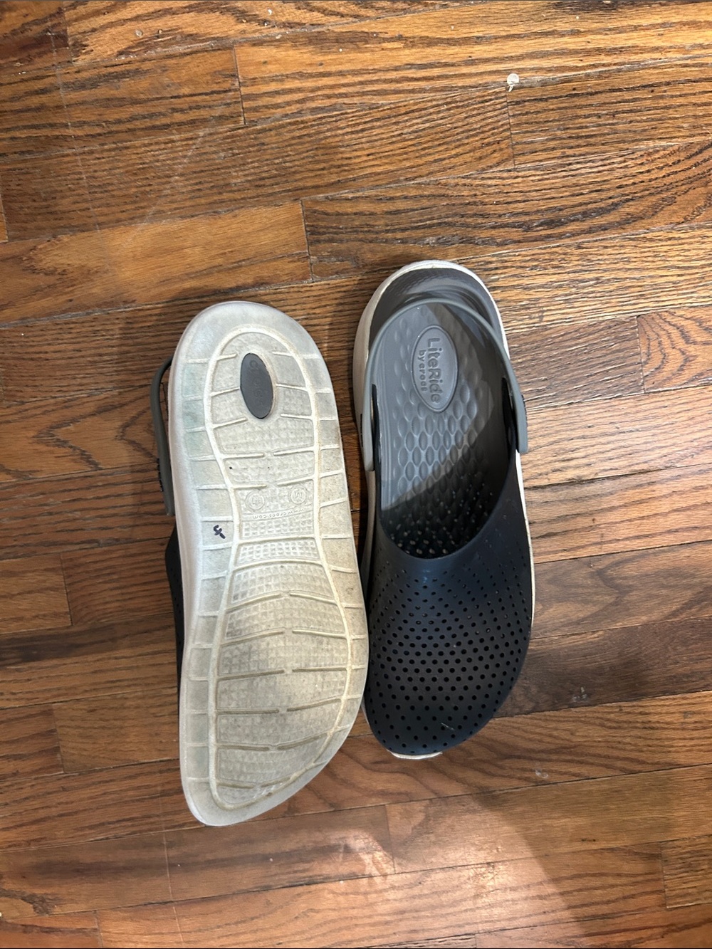CROCS Navy and Light Gray Classic Clog Sandals - Picture 3 of 7